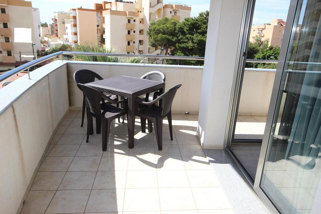 Boras Daus Apartments Playa d'en Bossa Kültér fotó